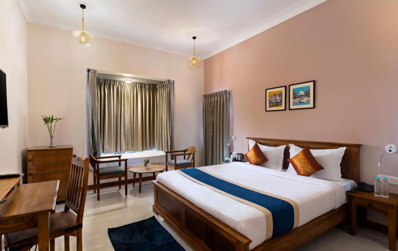 Dheergarh Palace Удайпур Екстер'єр фото
