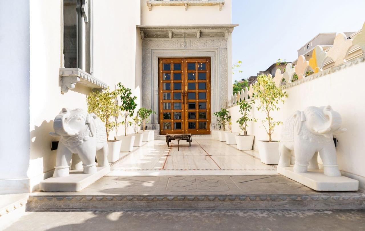 Dheergarh Palace Удайпур Екстер'єр фото