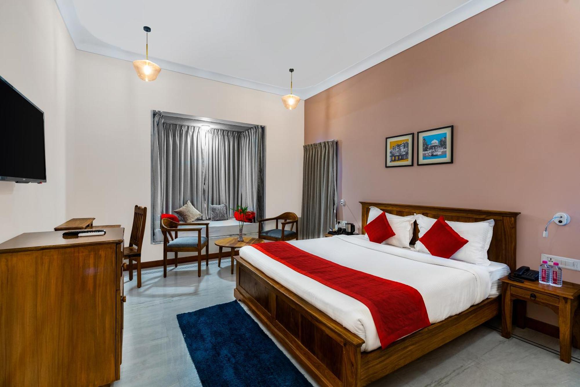 Dheergarh Palace Удайпур Екстер'єр фото